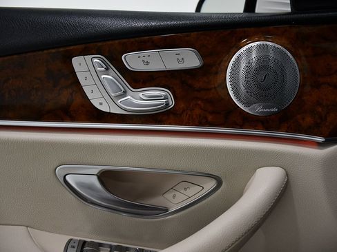 Certified 2019 Mercedes-Benz E 450 4MATIC Wagon image 17