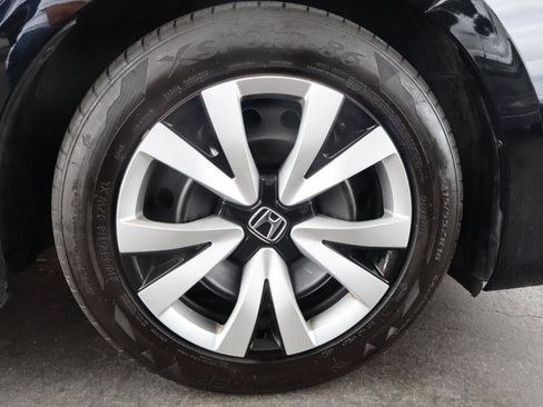 Used 2022 Honda Civic LX image 27