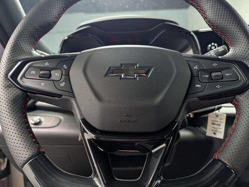 New 2026 Chevrolet Trax RS w/ Sunroof Package FWD image 18