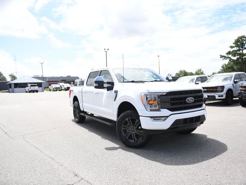 Used 2022 Ford F150 Lariat w/ Max Trailer Tow Package AWD/4WD image 2