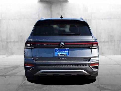 New 2025 Volkswagen Taos SE image 6