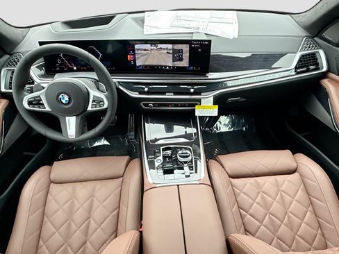 New 2027 BMW X7 xDrive40i w/ Executive Package AWD/4WD image 17