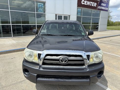 Used 2010 Toyota Tacoma 2WD Access Cab image 9