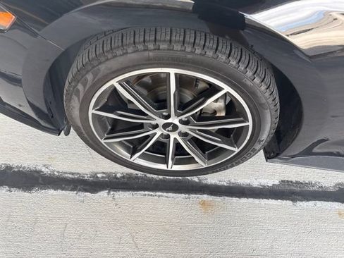 Used 2019 Ford Mustang Premium w/ Equipment Group 201A RWD image 18