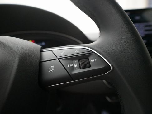 Used 2023 Audi A4 2.0T allroad Premium Plus w/ Premium Plus Package image 19