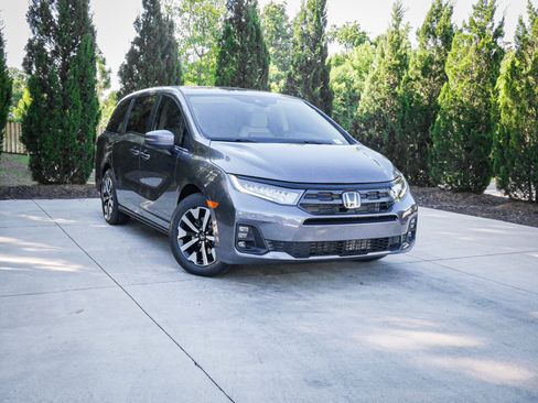 New 2026 Honda Odyssey EX-L image 2