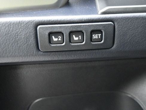 Used 2023 Lexus GX 460 Premium w/ Premium Package AWD/4WD image 5