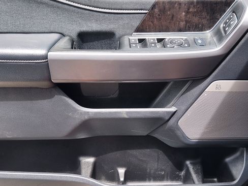 Used 2024 Ford F250 Lariat AWD/4WD image 23
