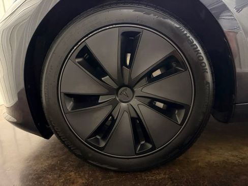 Used 2025 Tesla Model 3 RWD image 10