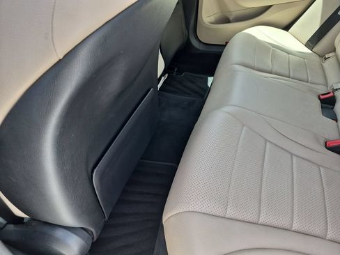 Used 2021 Mercedes-Benz C 300 Sedan image 35