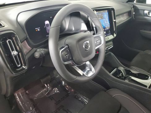 Certified 2024 Volvo C40 P8 Recharge Plus w/ Protection Package Premier RWD image 23