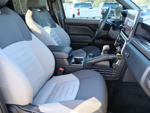 Used 2024 Toyota Tacoma TRD Sport image 26