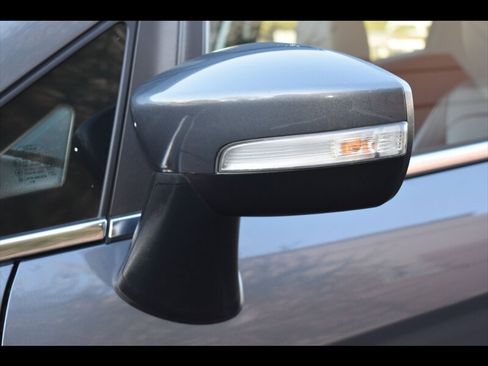 Used 2021 Ford EcoSport Titanium image 48