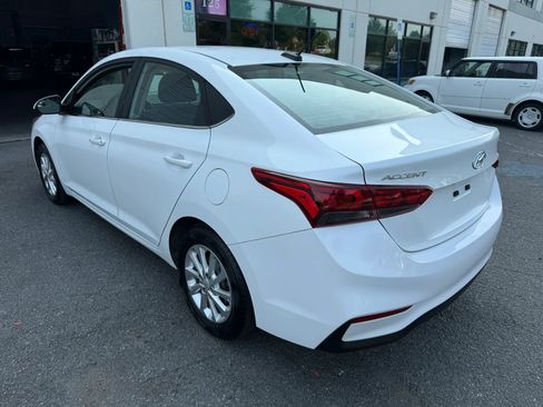 Used 2021 Hyundai Accent SEL FWD image 14