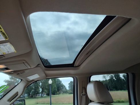 Used 2011 Ford F450 Lariat w/ Chrome Pkg image 15