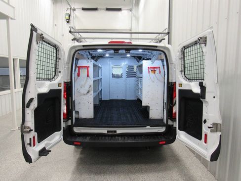 Used 2019 Ford Transit 250 130 Low Roof w/ Exterior Upgrade Package RWD image 15