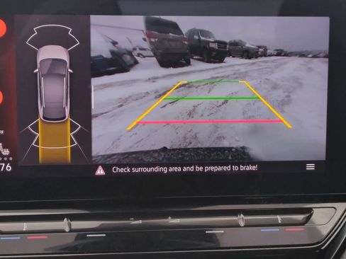 Used 2022 Volkswagen ID.4 Pro image 28