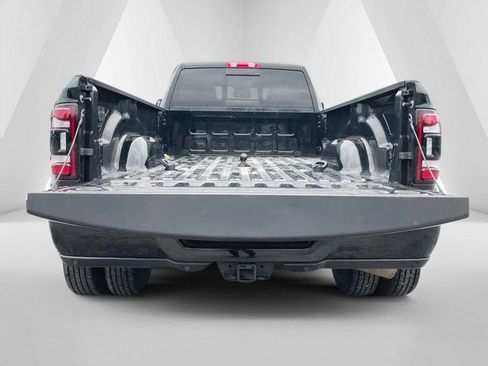 Used 2024 RAM 3500 Big Horn w/ Night Edition AWD/4WD image 7