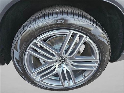 Used 2026 Mercedes-Benz GLS 450 4MATIC image 25