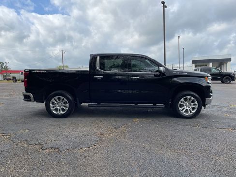 Used 2023 Chevrolet Silverado 1500 LTZ w/ LTZ Convenience Package II AWD/4WD image 6