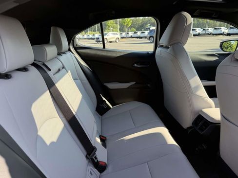 Used 2025 Lexus UX 300h AWD w/ Accessory Package (Z1) image 16