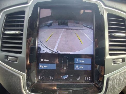 Used 2020 Volvo XC90 T5 Momentum image 25