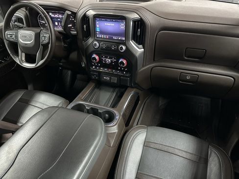 Used 2023 GMC Sierra 3500 Denali image 12