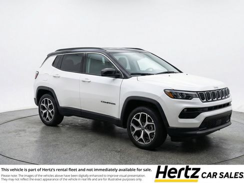 Used 2025 Jeep Compass Limited image 1
