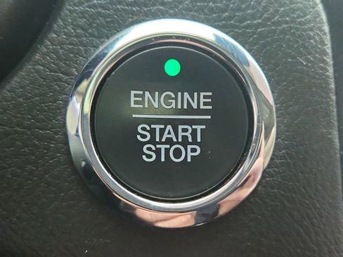 Used 2020 Ford Fusion Titanium image 20