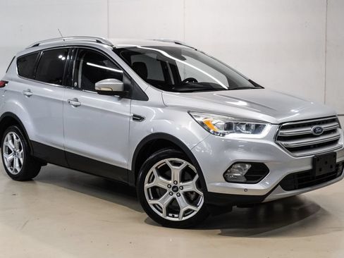 Used 2019 Ford Escape Titanium AWD/4WD image 6