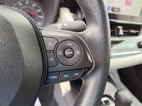 Used 2024 Toyota Corolla LE image 26