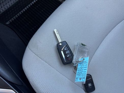 Used 2020 Toyota Corolla LE w/ Body Protection Package image 31