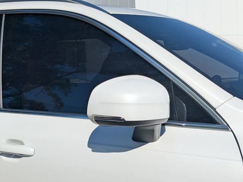 Certified 2023 Volvo XC90 B6 Ultimate w/ Protection Package Premier image 15