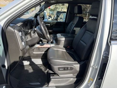 Used 2022 GMC Sierra 2500 Denali w/ Denali Ultimate Package image 9