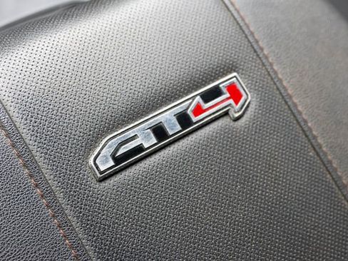 Used 2025 GMC Sierra 2500 AT4 AWD/4WD image 30