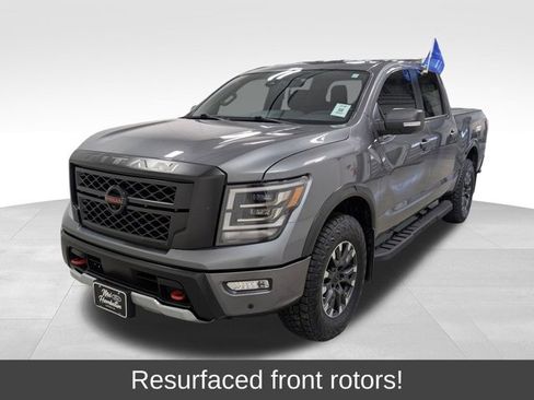 Used 2022 Nissan Titan PRO-4X w/ Pro-4x Convenience Package AWD/4WD image 5