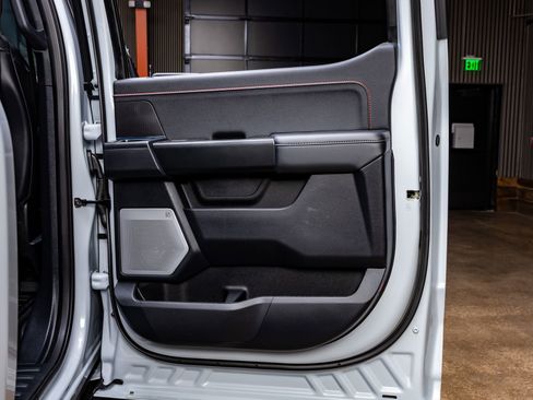 Used 2025 Ford F150 Raptor image 39