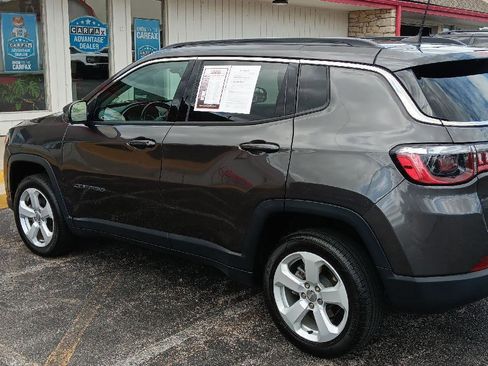 Used 2020 Jeep Compass Latitude image 25