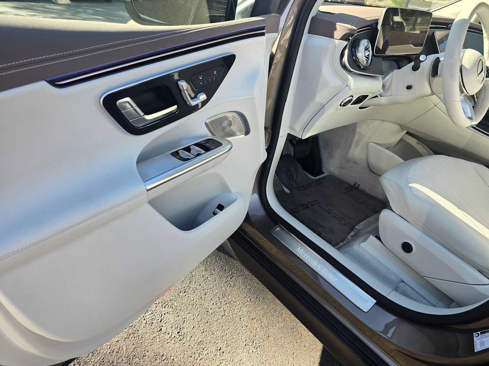 Certified 2024 Mercedes-Benz EQE 350+ 4MATIC SUV image 22