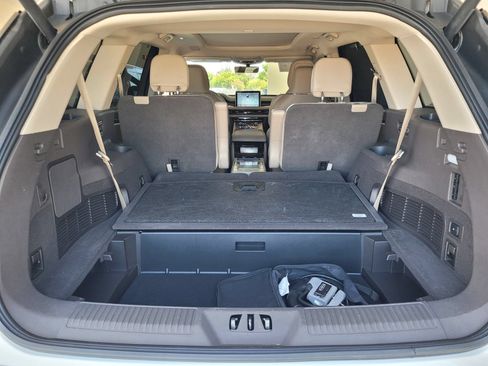 Certified 2021 Lincoln Aviator Grand Touring w/ Equipment Group 302A AWD/4WD image 29