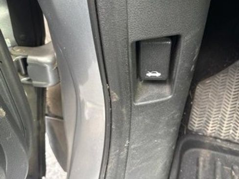 Used 2017 Honda Ridgeline RTS image 11