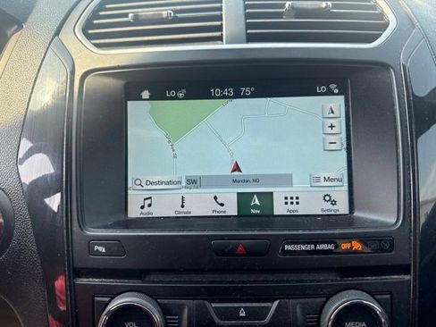Used 2018 Ford Explorer XLT w/ Equipment Group 202A AWD/4WD image 15