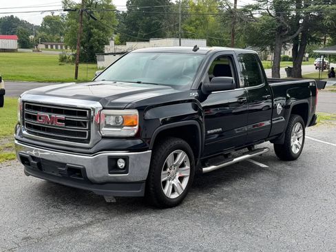 Used 2014 GMC Sierra 1500 SLE w/ SLE Value Package AWD/4WD image 1