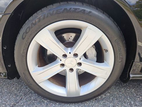 Used 2011 Mercedes-Benz SL 550 image 26