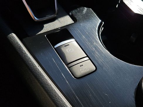 Certified 2023 Nissan Rogue SV image 22