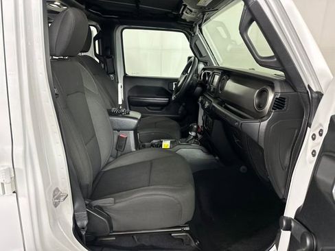 Used 2020 Jeep Wrangler Unlimited Sport AWD/4WD image 28