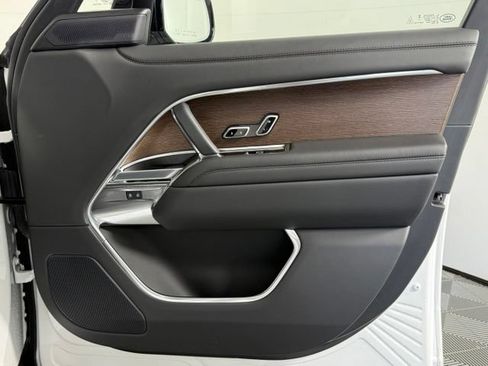 Used 2024 Land Rover Range Rover SE AWD/4WD image 20