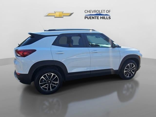 New 2026 Chevrolet TrailBlazer LT w/ Driver Confidence Package FWD image 8