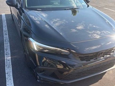 Used 2024 Honda Civic Sport image 3