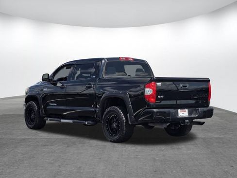 Used 2019 Toyota Tundra SR5 w/ Convenience Package AWD/4WD image 6